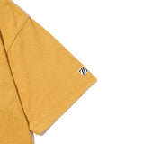 COLLEGE LOGO TEE PIGMENT DYED / YELLOW