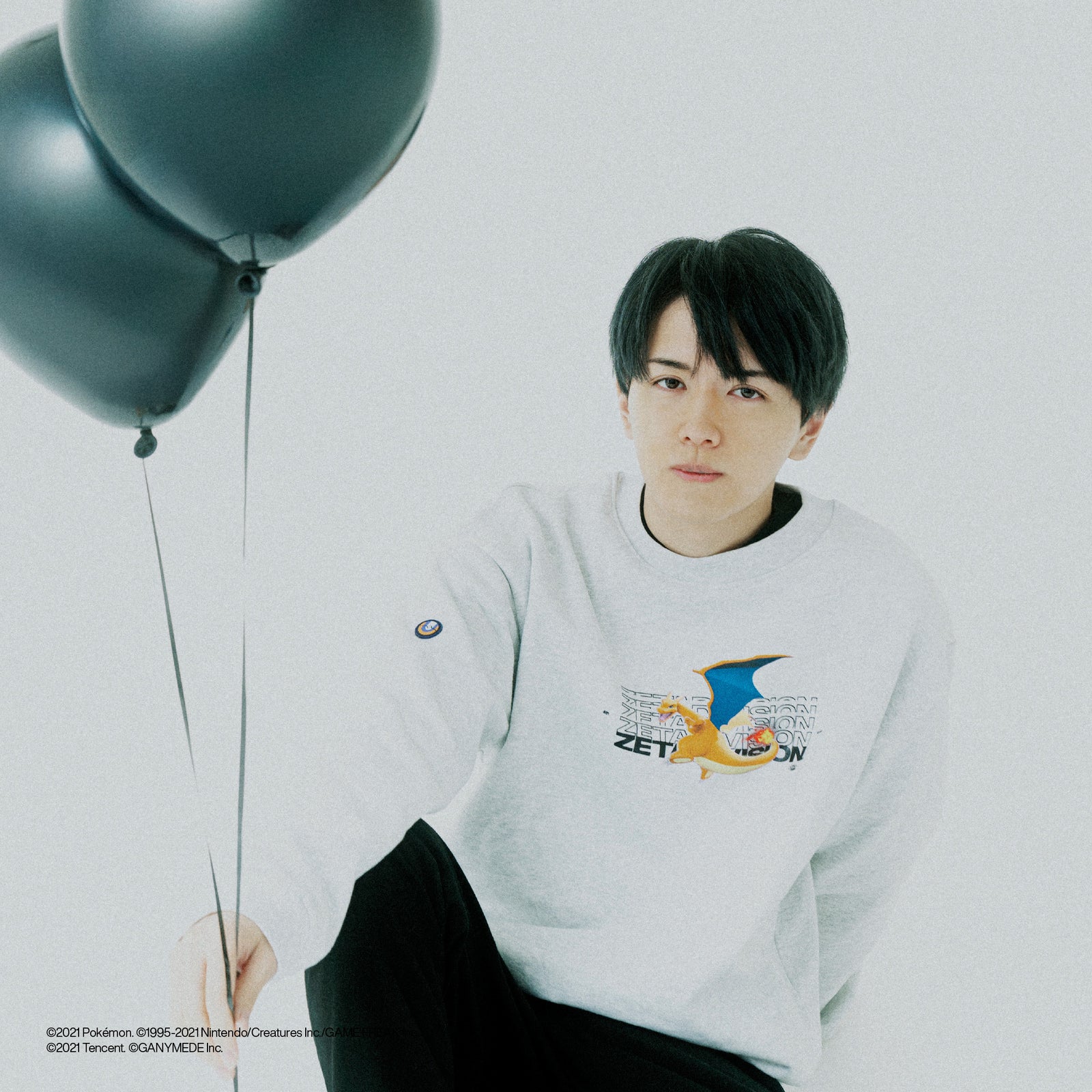 Pokémon UNITE × ZETA DIVISION CREWNECK LIZARDON / ASH – ZETA