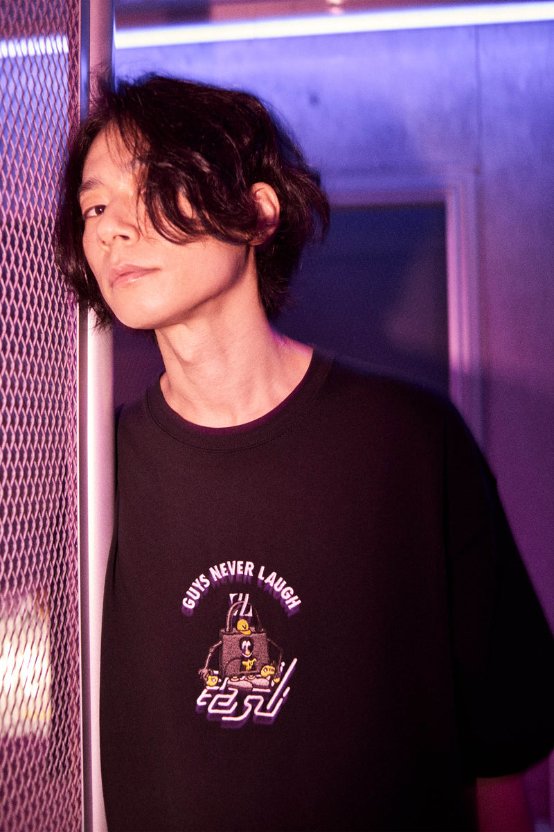 <transcy>AUTHENTIC LOGO TEE / BLACK</transcy>